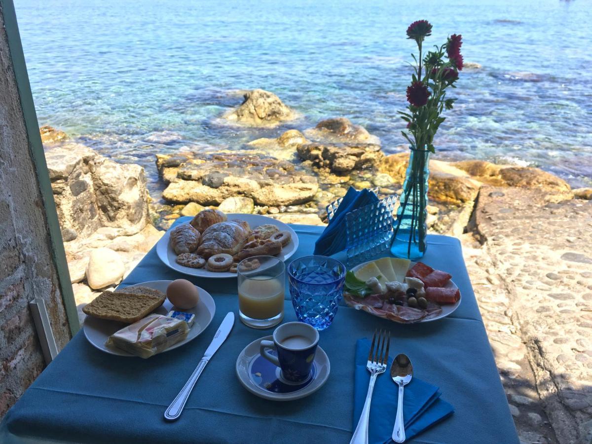 Bb Il Generale Bed & Breakfast Scilla Luaran gambar