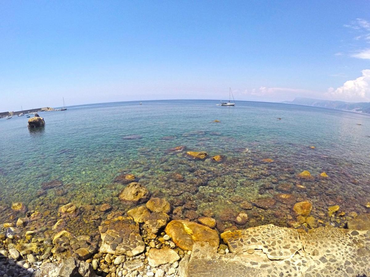 Bb Il Generale Bed & Breakfast Scilla Luaran gambar